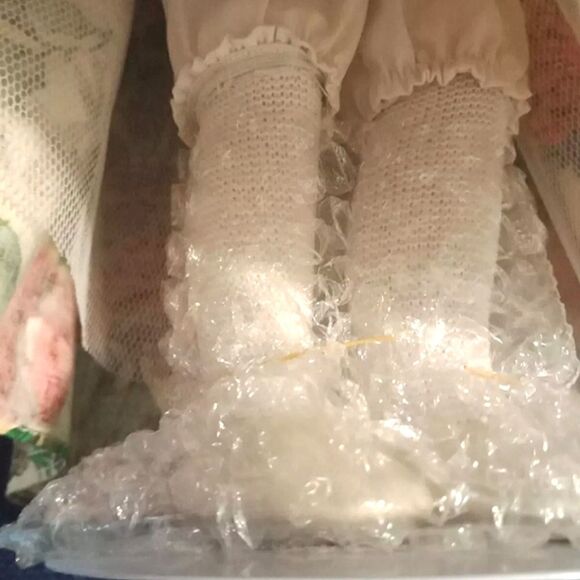 The Heritage Mint Ltd. Collection Christmas Porcelain Doll 16" - No Box NWOT - Picture 5 of 5